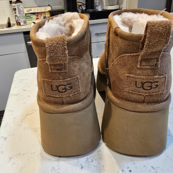 UGG Classic Ultra Mini New Heights Chestnut Suede Boot 1158311 Women's Size 7 - Picture 5 of 9
